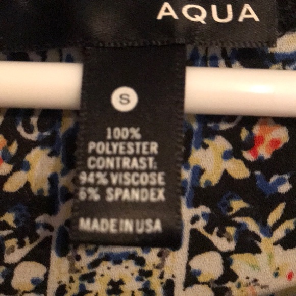 Black top with cute print on bodice - Picture 7 of 7